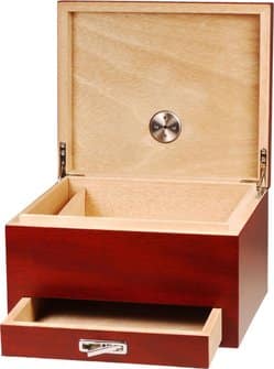 1 4 https://jware.dk/en/produkt/humidor-maroon-matte-with-drawer-for-about-40-cigars/ Humidor maroon matte with drawer for about 40 cigars - Image 2