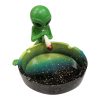 Male Green Alien Askebaeger www.jware .dk https://jware.dk/sv/produkt/rosa-huvud-utomjordisk-askkopp/