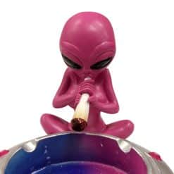 female pink alien pilot ashtray https://jware.dk/en/produkt/female-pink-alien-pilot-ashtray/