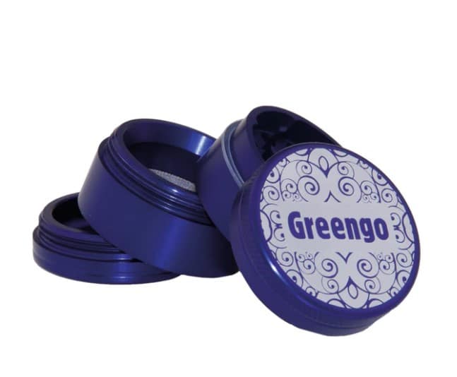Greengo Grinder Metal 4 parts 40 mm Blue www.jware .dk https://jware.dk/en/produkt/greengo-grinder-metal-4-parts-40-mm-blue/ Greengo Grinder Metal 4 parts 40 mm Blue