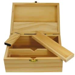 WOOD BOX G2 02 https://jware.dk/en/produkt/buddies-wooden-rolling-box-medium/