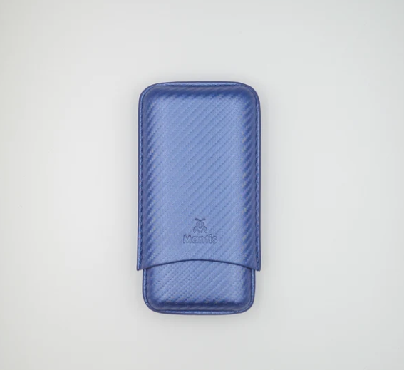 Mantis NeoCase Carbon 3 Cigar Carbon Azure www.jware .dk https://jware.dk/sv/produkt/mantis-neocase-carbon-3-cigar-carbon-azure/ Mantis NeoCase Carbon 3 Cigar – Carbon Azure