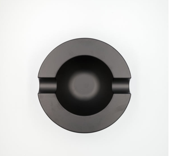 Mantis Orbit Cigar Askebaeger Black www.jware .dk https://jware.dk/sv/produkt/mantis-orbit-cigar-askkopp-svart/ Mantis Orbit Cigar askkopp – svart
